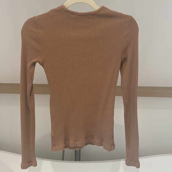 AGOLDE LYZA RIBBED COTTON CUT - OUT TOP size Small - Picture 7 of 12